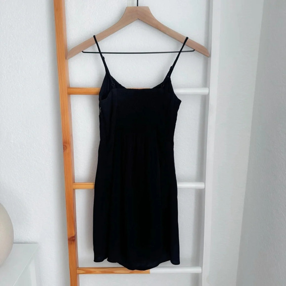 Aritzia Wilfred Bellow Mini Dress Black Front Tie Sleeveless Babydoll - Picture 3 of 13
